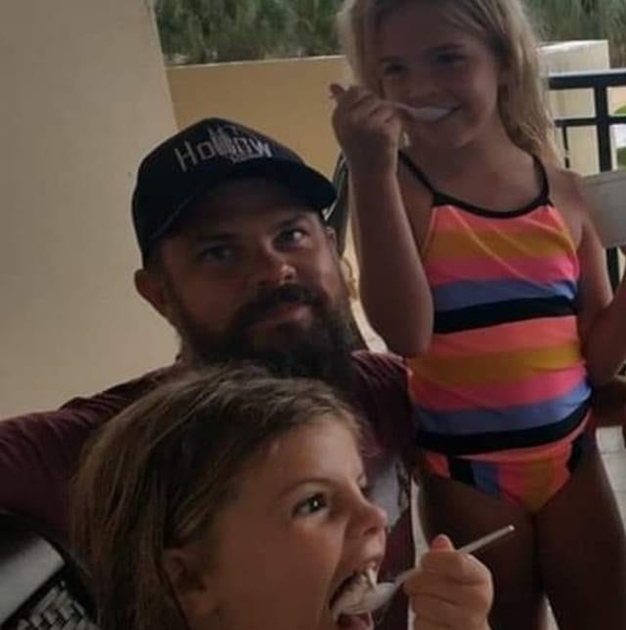 Meet your Posher, Jared - Picture 1 of 1